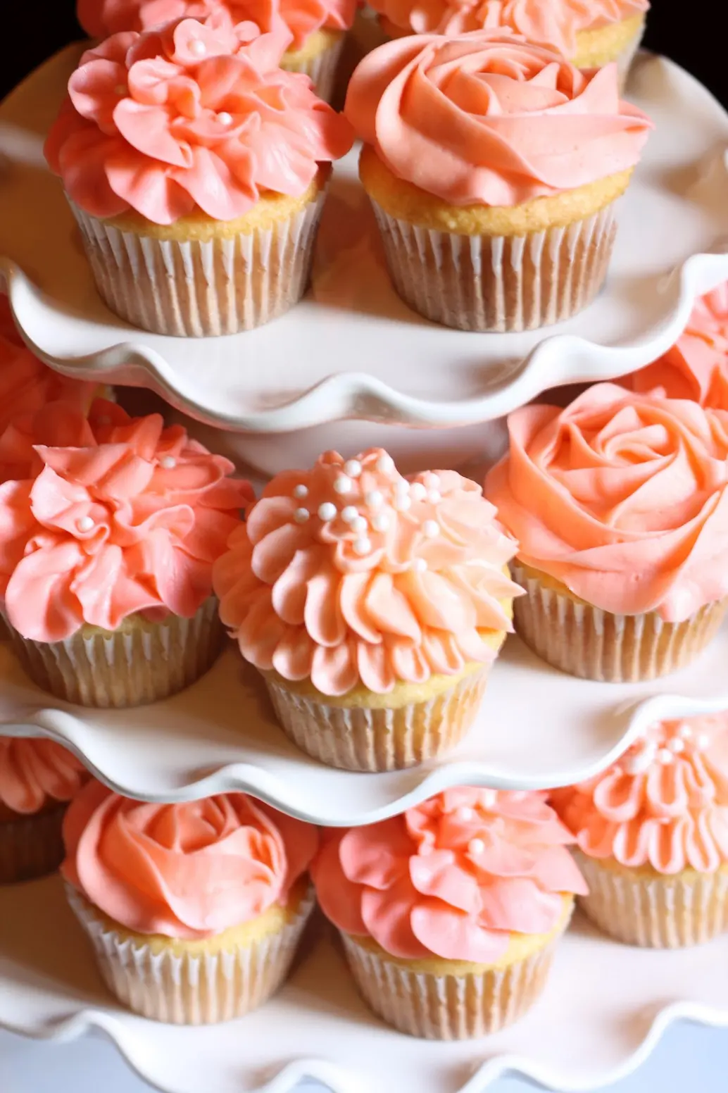 13-coral-color-cake-cupcakes-photo-coral-cupcake-wedding-cake-peach-wedding-cupcakes-and