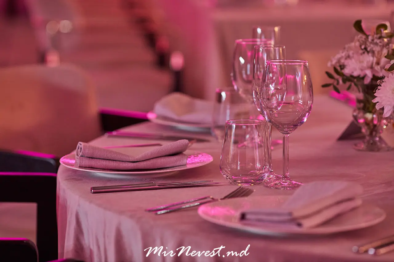 restaurant-radisson-blu-leogrand-chisinau
