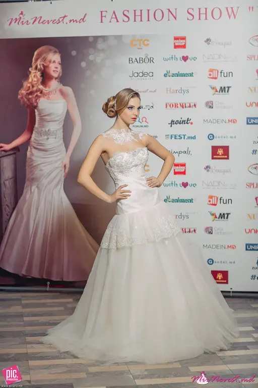 Коллекция свадебных платьев Алёны Мырзак