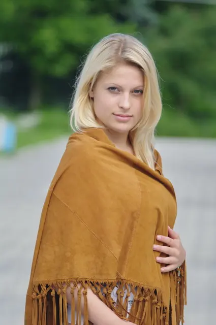 Кожаные шали от Vitalie Burlacu 