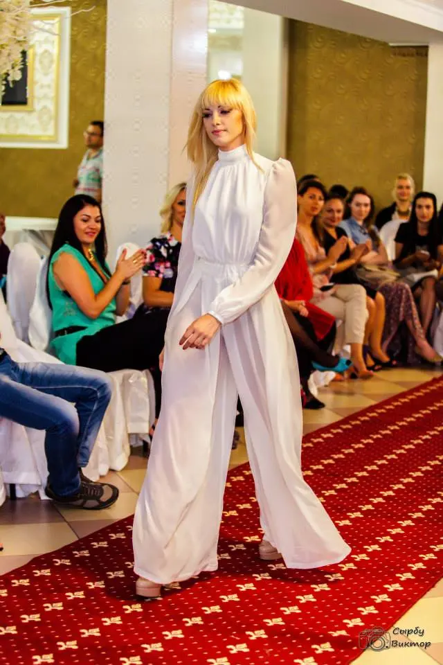Дизайнер Лена Рыбина