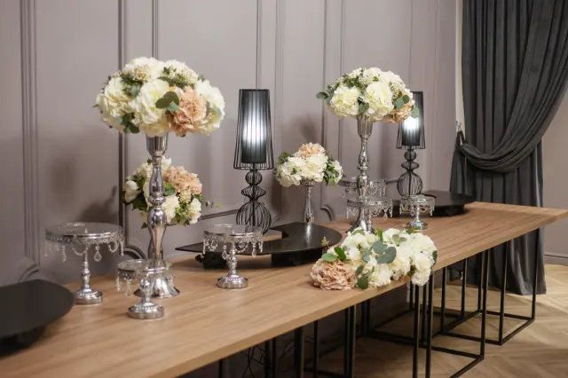 Демо: банкетный зал Eleganza